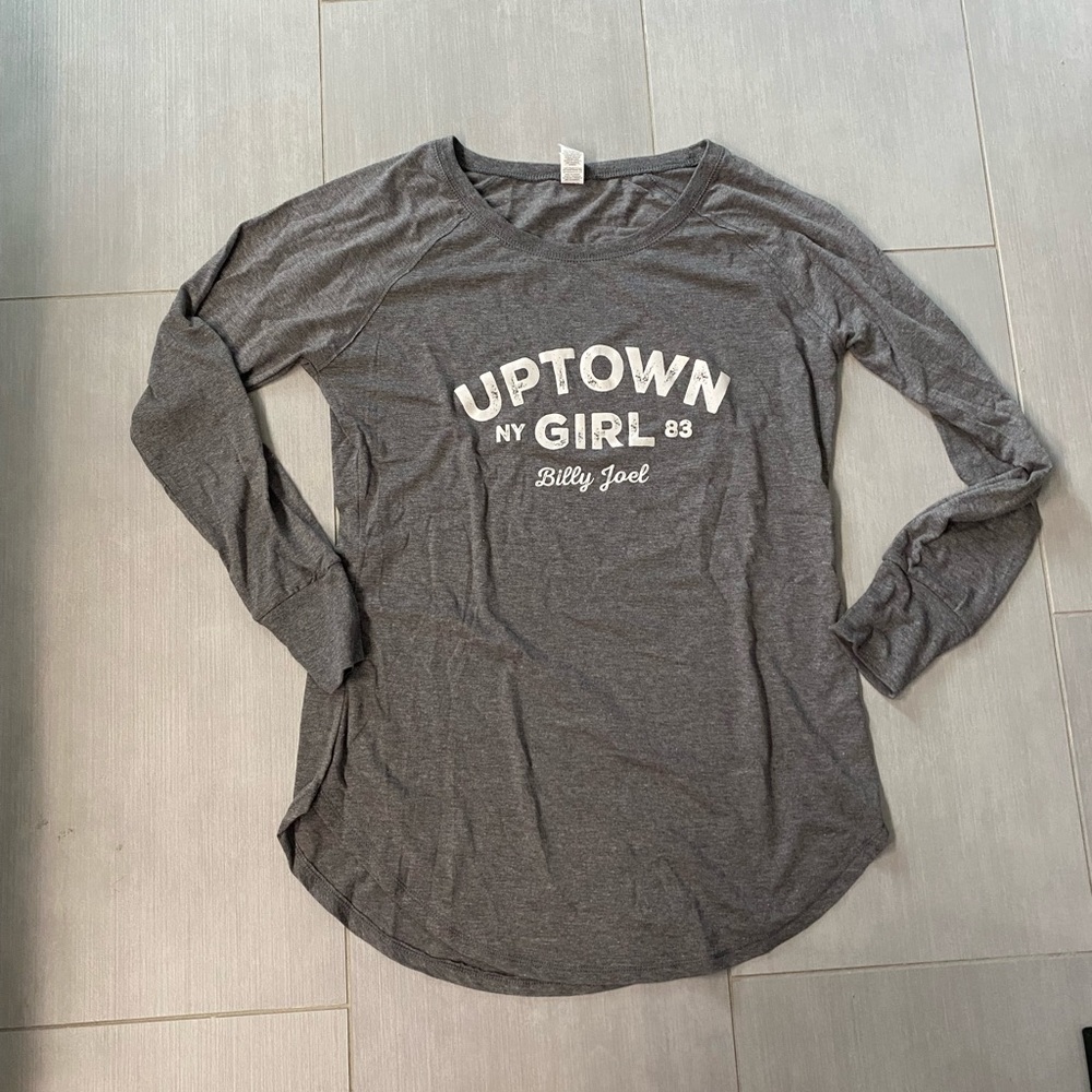 Billy Joel “Uptown Girl” concert tshirt - size Medium - New!